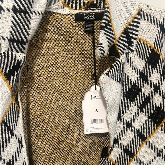 Women's Yellow and Black Cardigan - Picture 4 of 5